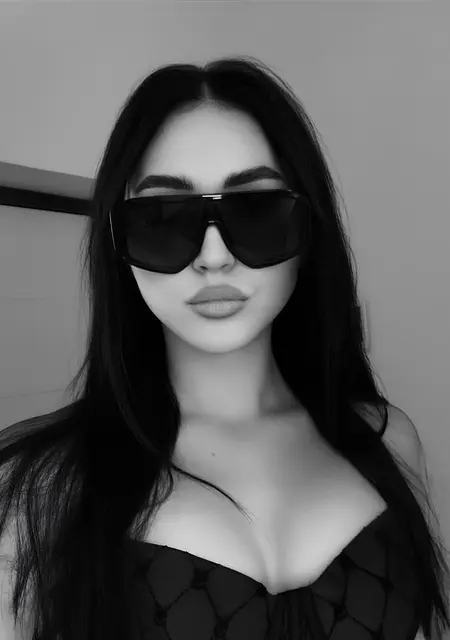 Я Angelina, 20, из Харькова, ищу знакомство для постоянных отношений