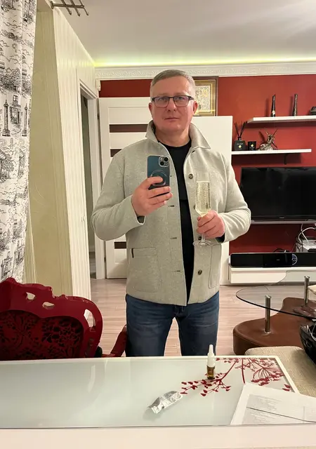 Александр из Киева, ищу на сайте дружбу