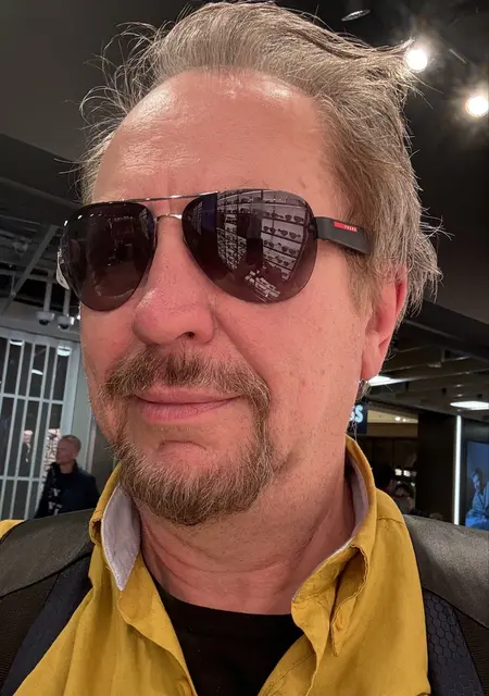 Vlad из Генуи, мне 56, познакомлюсь для приятного времяпровождения