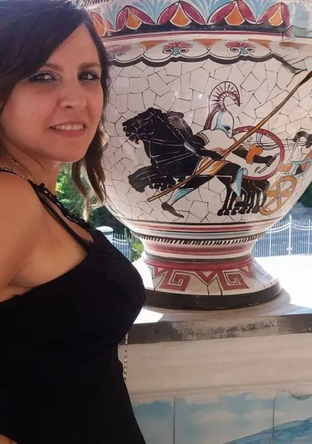 Я Valentina, 31, знакомлюсь в Риме