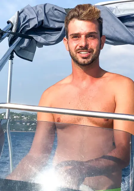 Wasky de Madrid, tengo 34 años, listo para conocer para pasatiempo agradable