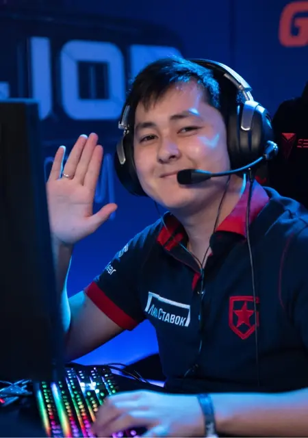 Я Sai, 24, из Уральска, ищу знакомства без обязательств