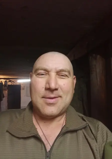 Семён из Алчевска, мне 52, познакомлюсь без обязательств