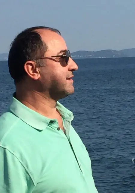 Ali из Анкары, мне 56, познакомлюсь для приятного времяпровождения