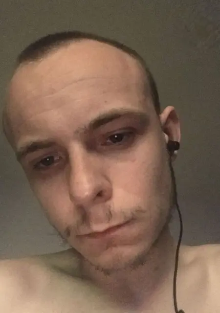 Sam из Лондона, мне 36, познакомлюсь