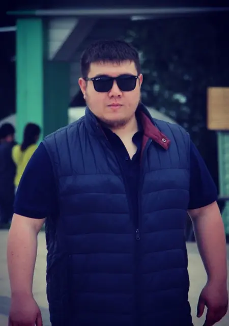 Я Нурсултан, 34, из Балхаша, ищу знакомства на одну ночь