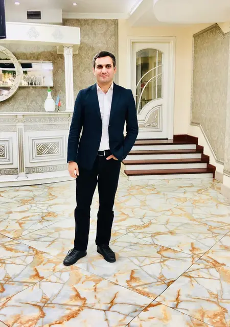 Я Emil, 36, из Баку, ищу знакомство для открытые отношения