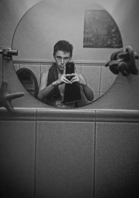 Степа из Запорожья, мне 20, познакомлюсь для дружбы