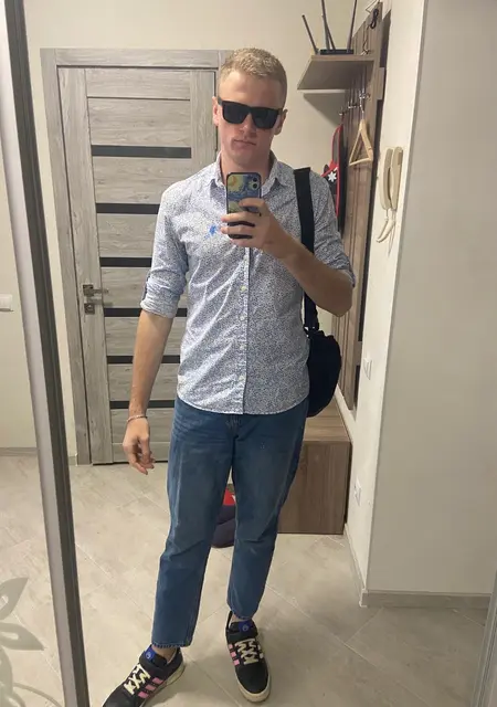 Я Олександр, 23, из Хмельницкого, ищу знакомство для общения