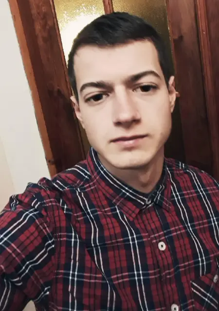 Андрей из Черкасс, ищу на сайте знакомства без обязательств