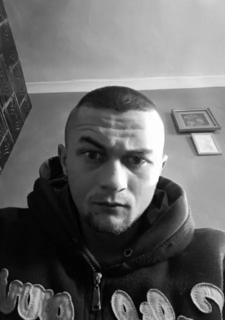 Вася из Бухареста, мне 23, познакомлюсь