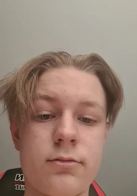 Я Кирилл, 20, знакомлюсь без обязательств в Астане