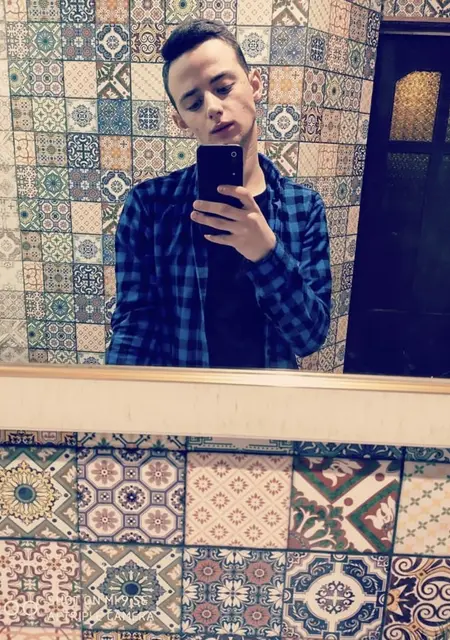 Я Данил, 23, знакомлюсь для дружбы в Энергодаре