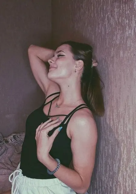 Я Катя, 19, из Стамбула, ищу знакомство