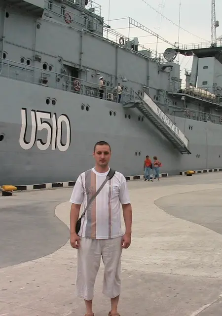 Я Виталий, 47 років з Луганська, шукаю знайомства на одну ніч