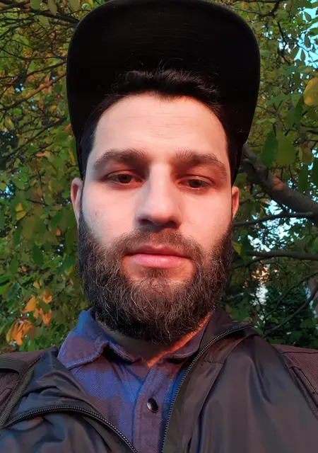 Я Балу, 23, из Ужгорода, ищу знакомство для дружбы