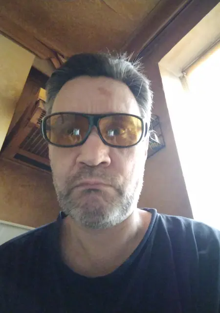 Виталий из Киева, ищу на сайте постоянные отношения