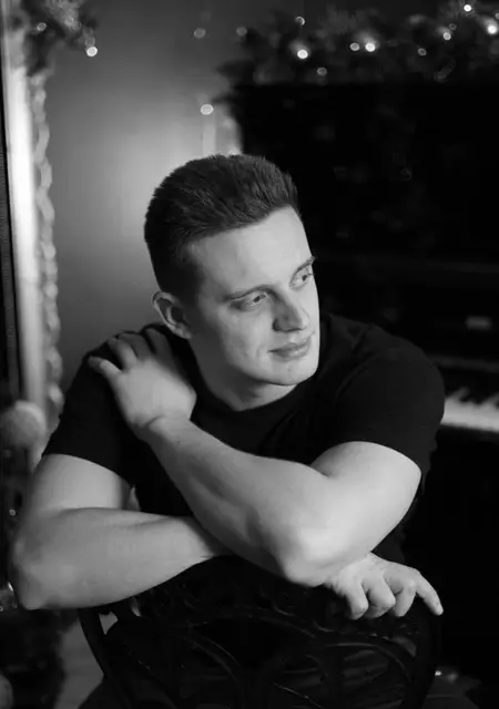 Я Андрей, 25, из Киева, ищу знакомства без обязательств