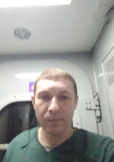 Я Дмитрий, 41, из Варшавы, ищу знакомство