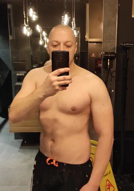 Я Дмитрий, 33, из Одессы, ищу знакомство для приятного времяпровождения