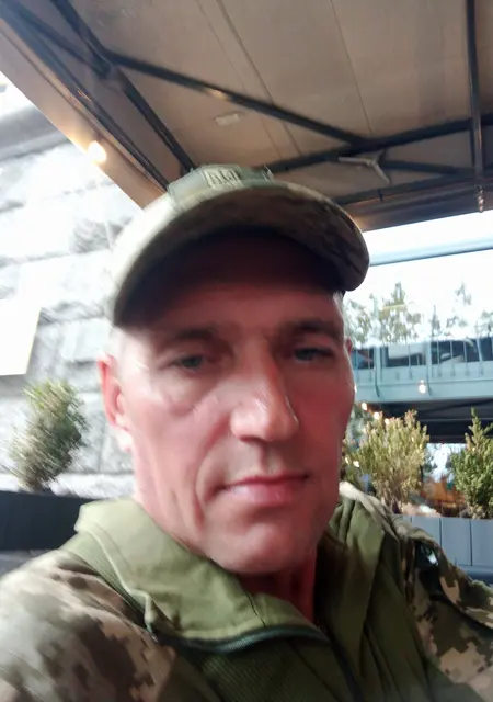 Я Вячеслав, 51 років, знайомлюсь на одну ніч у Кривому Розі