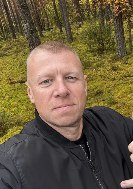 Я Aleksandr, 25, знакомлюсь для постоянных отношений в Дзержинске