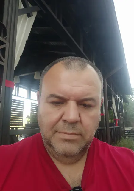 Виталий из Кишинёва, ищу на сайте знакомства без обязательств