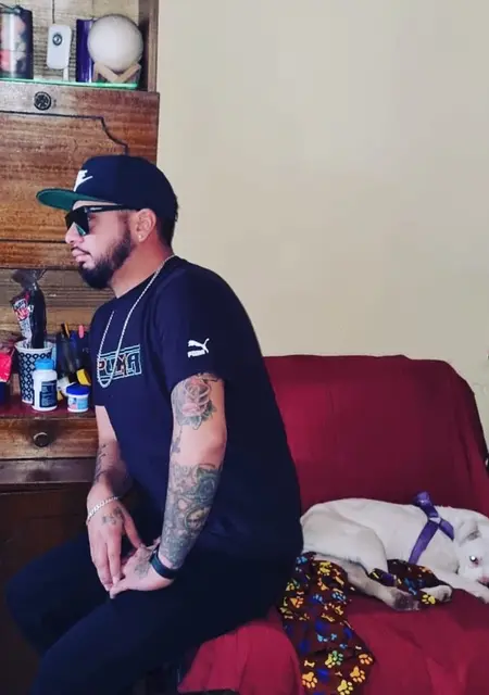 Я King, 32, из Сантьяго, ищу знакомства без обязательств