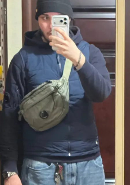 Я Тимур, 20, знакомлюсь для приятного времяпровождения в Амстердаме