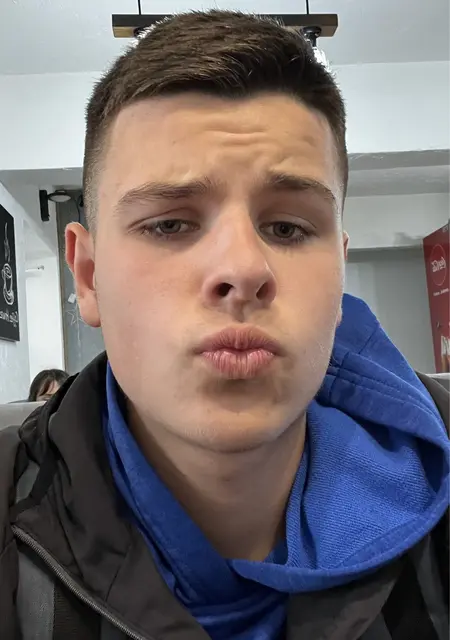 Едвин з Харкова, шукаю на сайті знайомства на одну ніч