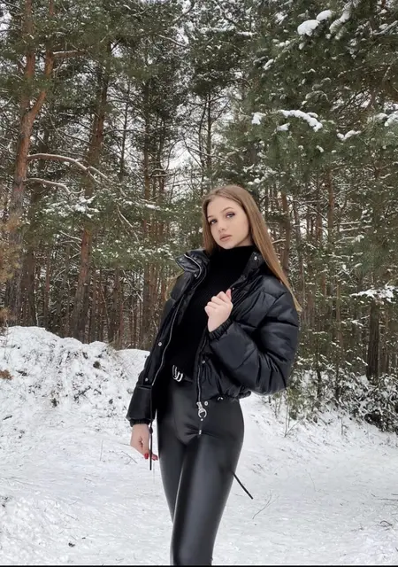 Ярослава из Обухова, ищу на сайте общение