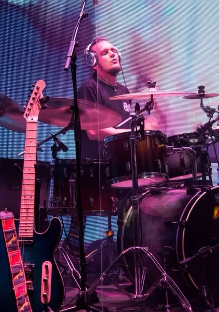 Владимир из Днепра, ищу на сайте приятное времяпровождение