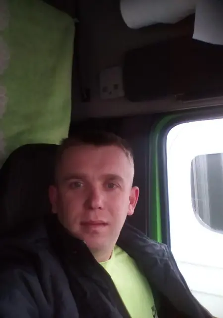 Сергей из Кобрина, ищу на сайте знакомства на одну ночь