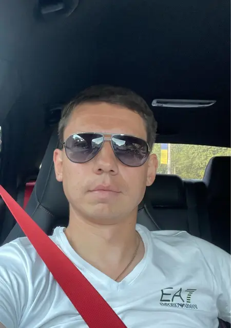 Я Kirill, 36 років, знайомлюсь без зобов'язань у Донецьку