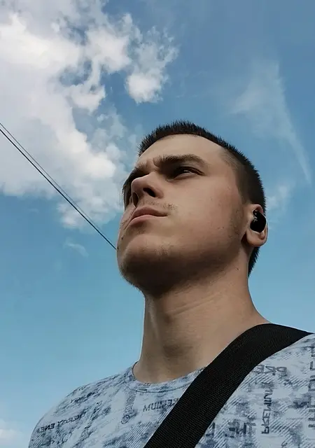 Я Дмитрий, 20 років, знайомлюсь без зобов'язань у Києві