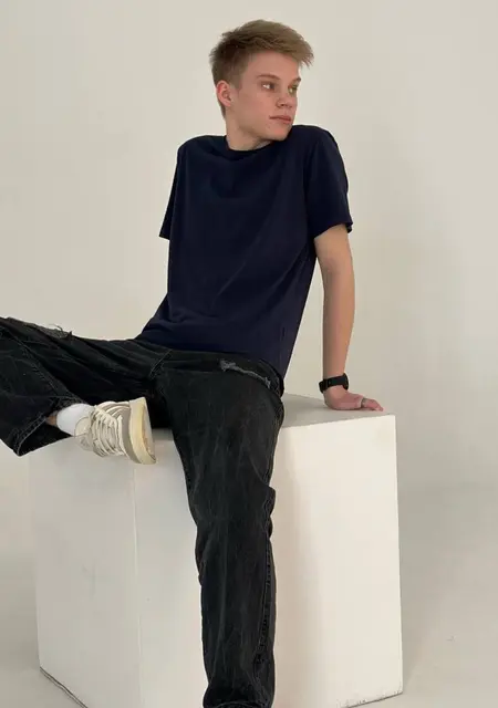 Dozanka из Осло, мне 18, познакомлюсь на одну ночь