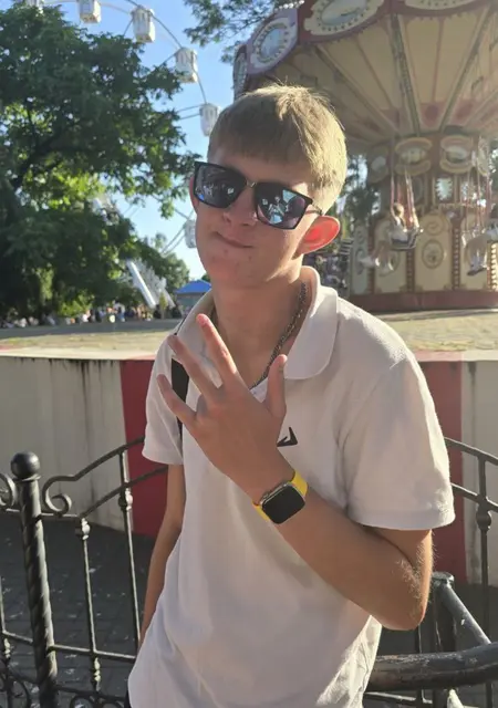 Александор из Гомеля, ищу на сайте знакомства на одну ночь