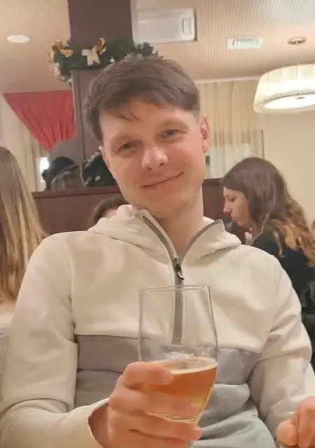 Gheorghe из Роттердама, ищу на сайте знакомства без обязательств