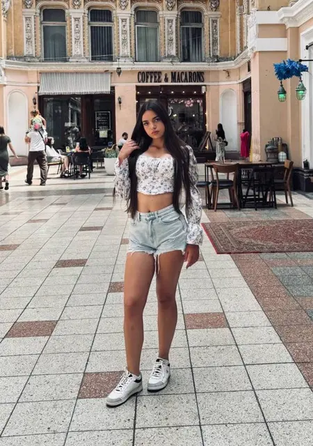 Я Сашуня, 18, из Варны, ищу знакомства без обязательств