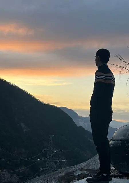 Аким из Кишинёва, мне 21, познакомлюсь на одну ночь