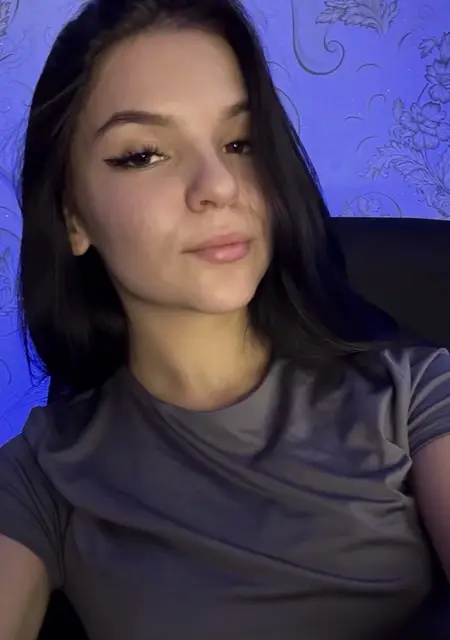 Я Саша, 18, из Киева, ищу знакомство для общения