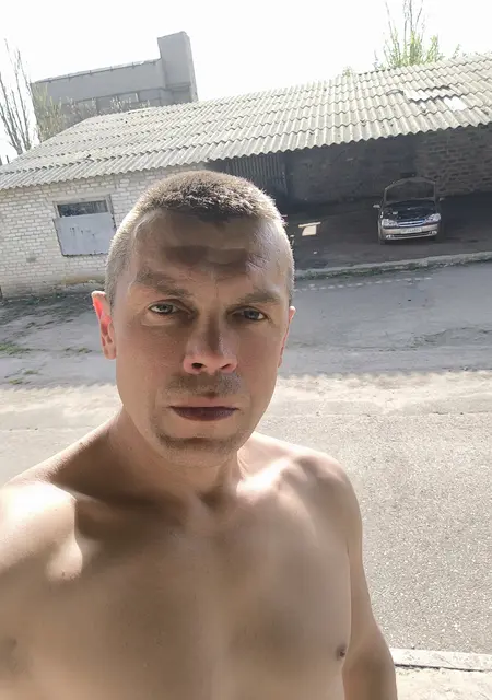 Роман из Макеевки, мне 45, познакомлюсь без обязательств