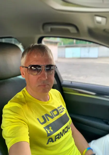 Сергей из Харькова, ищу на сайте знакомства без обязательств