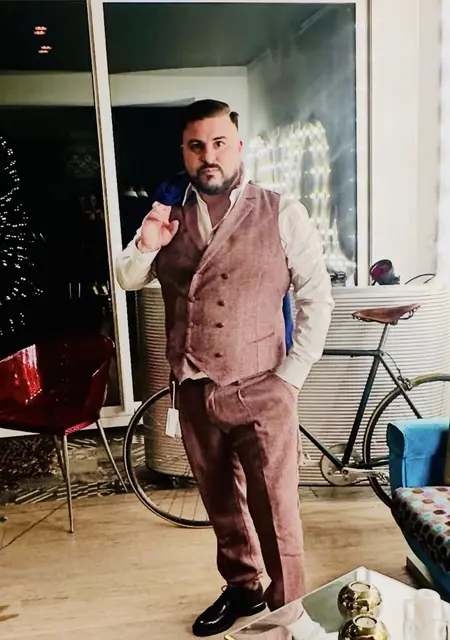 Я Shooter, 34, знакомлюсь для приятного времяпровождения в Рагуза