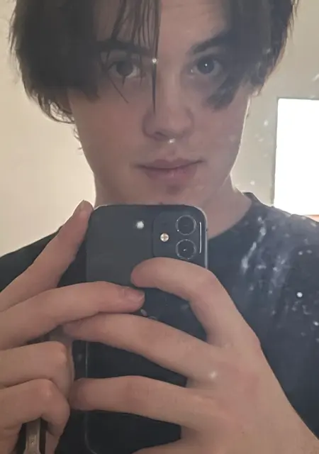 Я Илья, 19, знакомлюсь без обязательств в Либёрцах