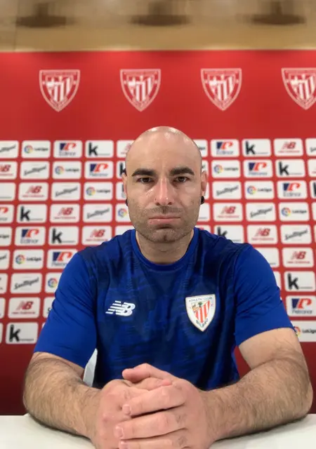 Я Alvaro, 41, из Авила, ищу знакомство для приятного времяпровождения