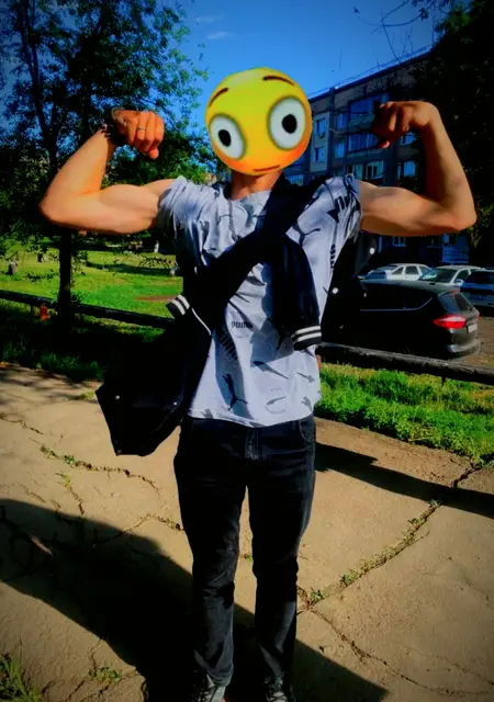 Rotous из Антрацита, мне 19, познакомлюсь на одну ночь