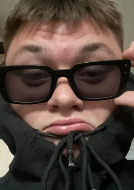Я Данил, 21, из Стокгольма, ищу знакомство для вирта