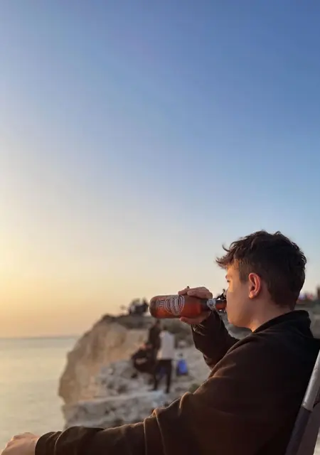 Can из Измира, ищу на сайте знакомства на одну ночь