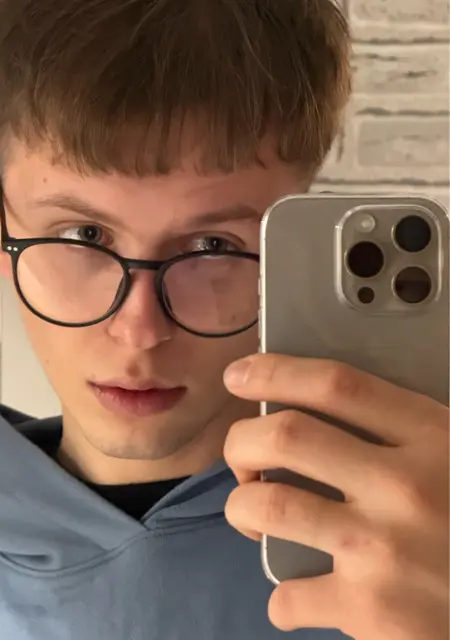 Владимир из Горок, ищу на сайте общение